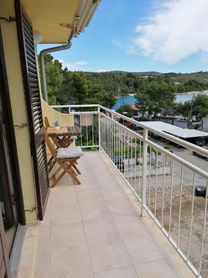 Apartment By The Beach Primosten Ngoại thất bức ảnh